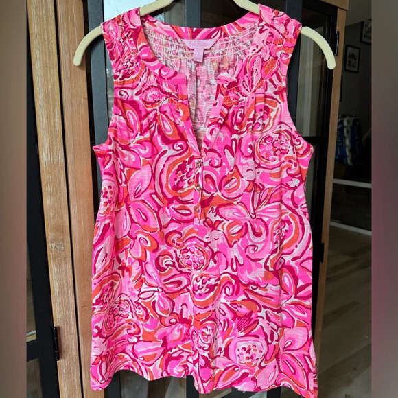 Lilly Pulitzer Tops - Lilly Pulitzer Essie Pink Pout Mango Salsa Essie Tank top blouse button down